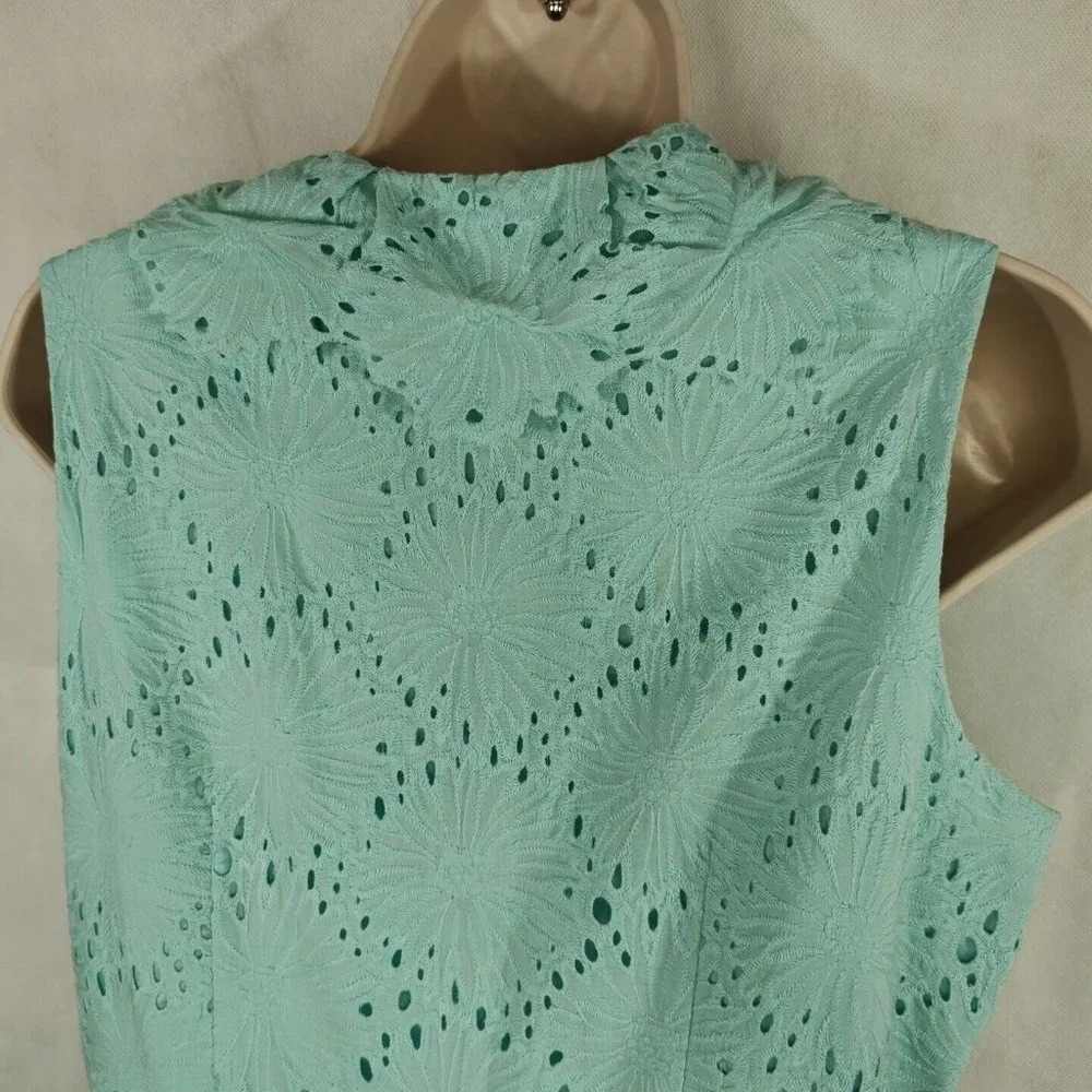 Donna Morgan Blue Sleeveless Surplice Eyelet Dress Women Size 10 Floral NO BELT - Picture 7 of 7